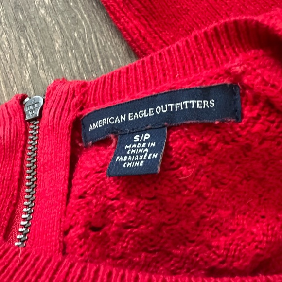 Red American Eagle knit sweater with zipper detail - Picture 3 of 3